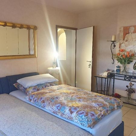 Rose'S Ferienwohnung Freigericht ภายนอก รูปภาพ